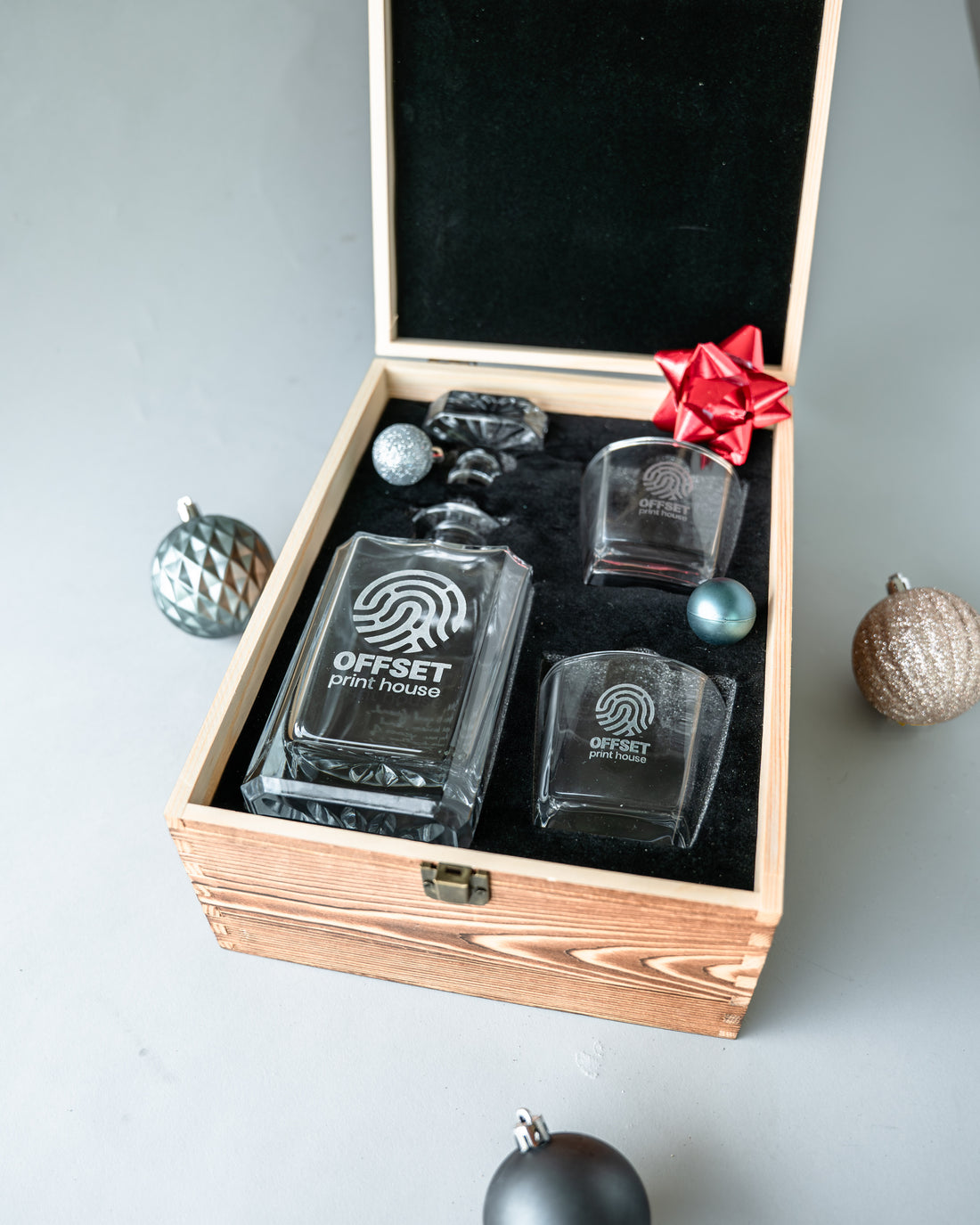 The Art of Corporate Holiday Gift-Giving: Why It Matters